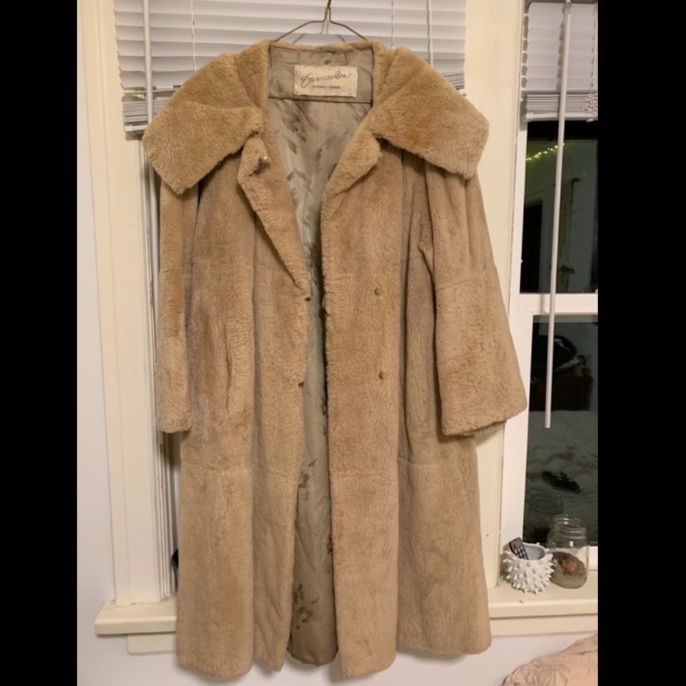 Vintage Eaton’s fur salon 1950s mouton fur coat